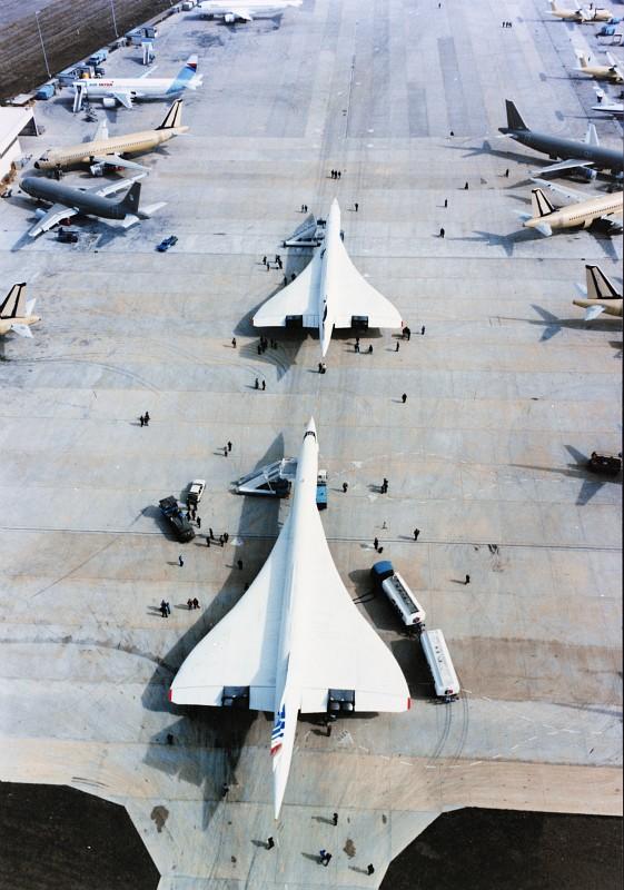 1969年3月2日，“协和”001号飞机进行了首次试飞。该机以标志性的尖机头与流