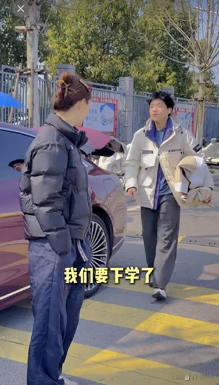 说实话，这个很多人都搞错了！上学的目的不是为赚钱，只是未来不要被迫生活。
今天刷