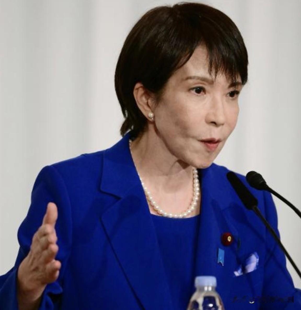 高市早苗的错误言论，
让更多人一下子清醒了，
看清了日本右翼分子的真实面目，
它