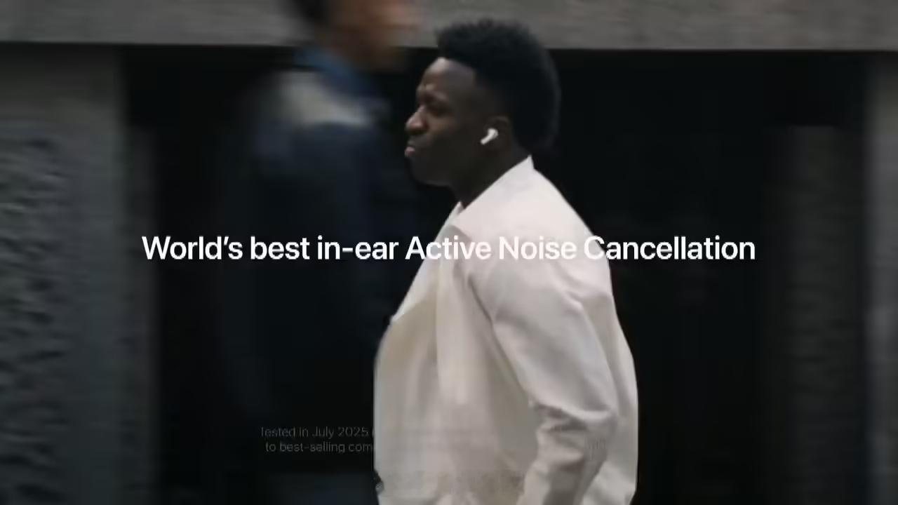 【苹果世界杯期间发力广告：AirPods Pro 3具备全球最佳入耳式主动降噪】