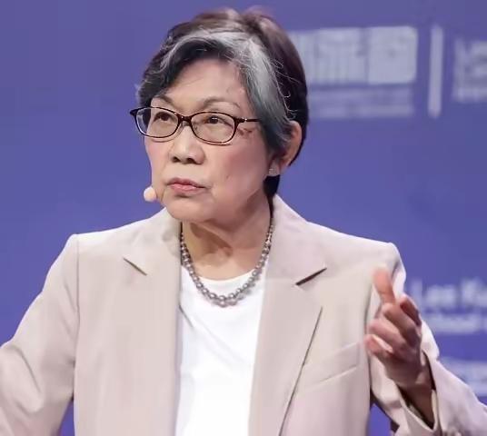 新加坡巡回大使：“不管中国乐意不乐意，G2的格局已经形成，因为全世界就是这么看的