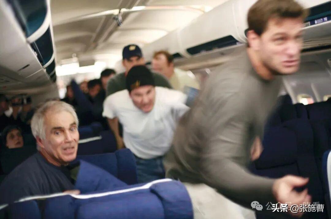 客机即将坠落,这位水管工冲进驾驶舱向后拉起操纵杆…

这是2026年9月30日迪