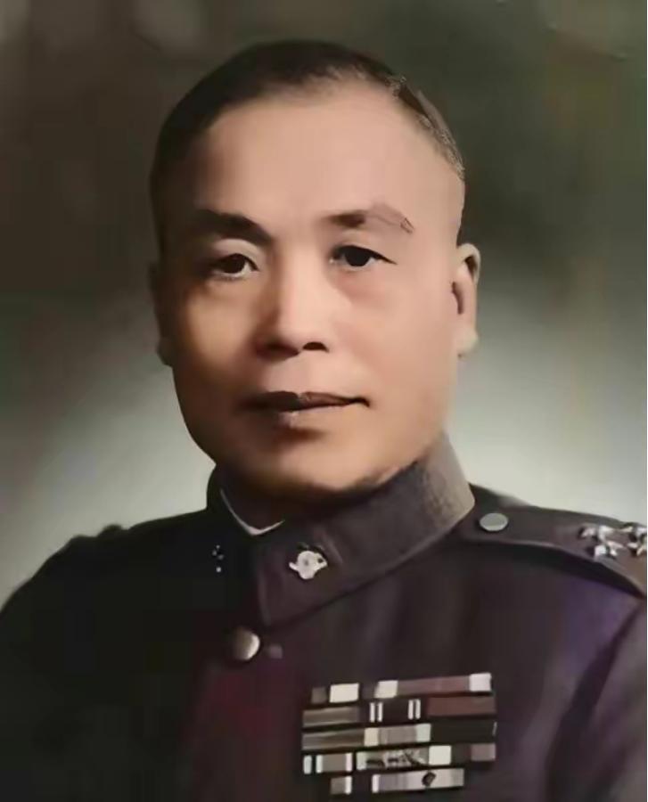 1949年，李宗仁上台后，开始与共产党谈判，企图维持“划江而治”的局面。
 
李