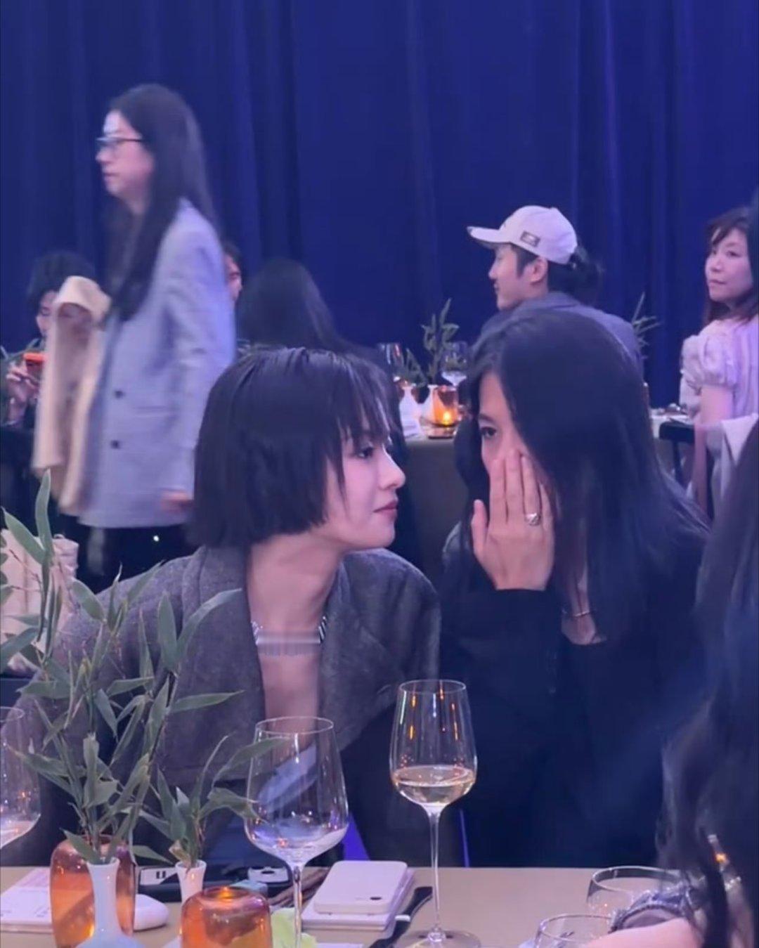 李庚希你是在等人亲吗李庚希你这样我真的不行了 