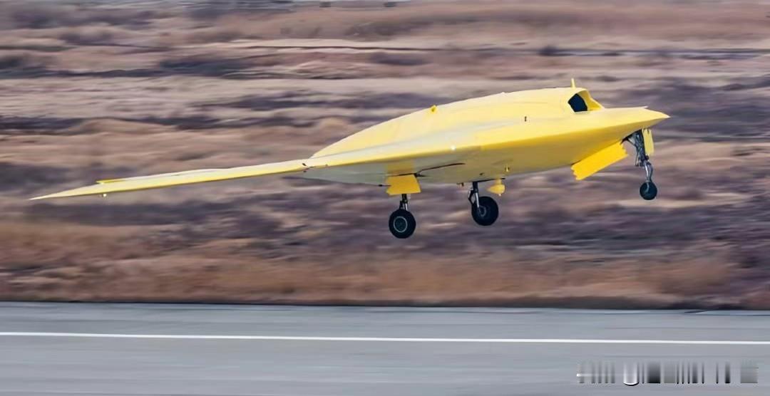 来了来了，水分子青春版来了。

12月14日，中国彩虹-7高空高速长航时无人机，