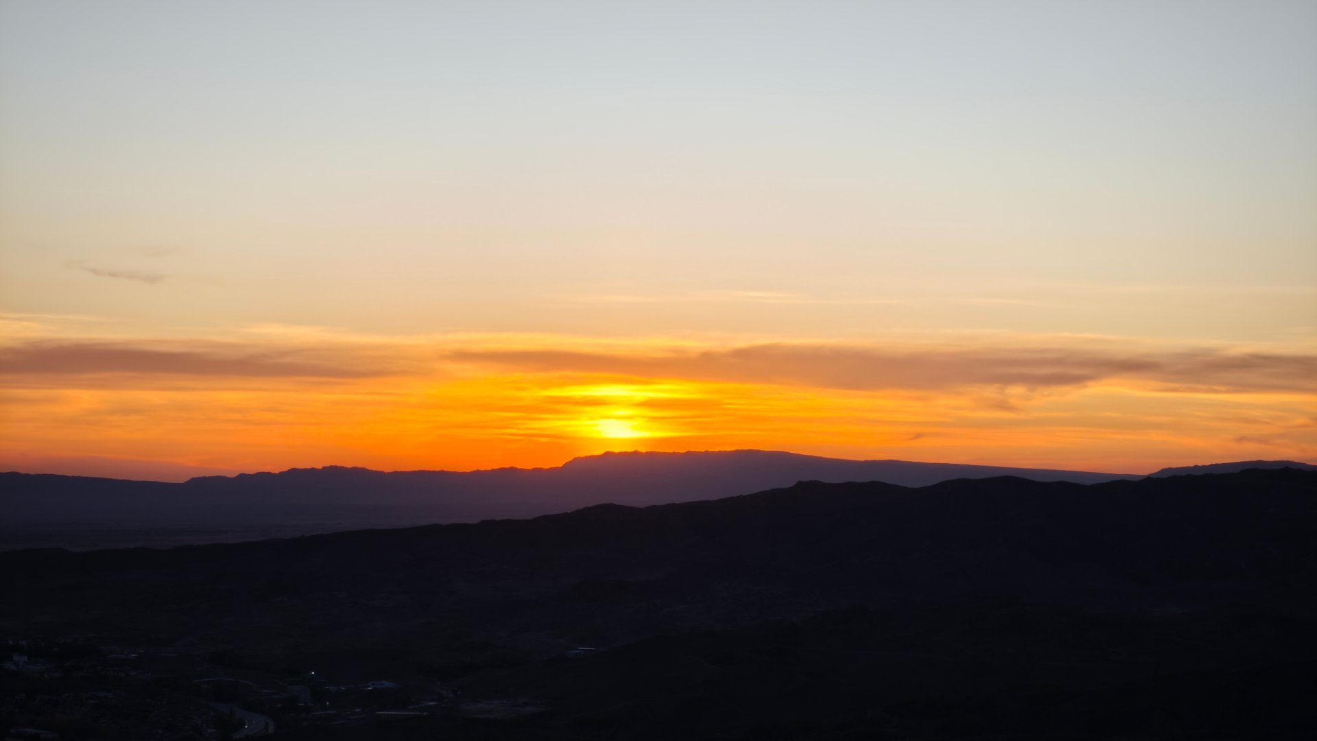 阿勒泰的夕阳 ​​​