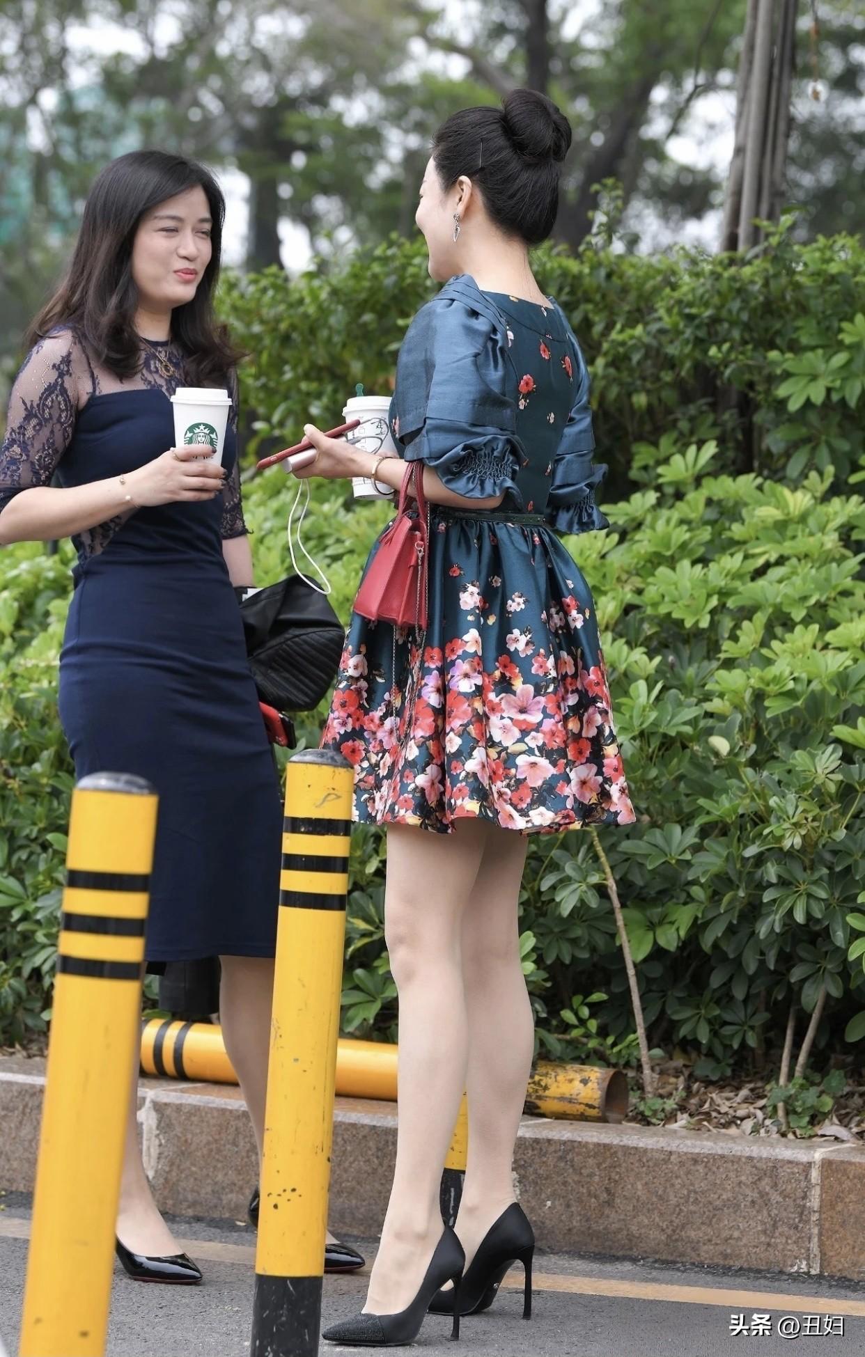 还有人追求梦想，当实现目标时就会感到幸福。比如运动员拿到冠军，科学家有了新发现。