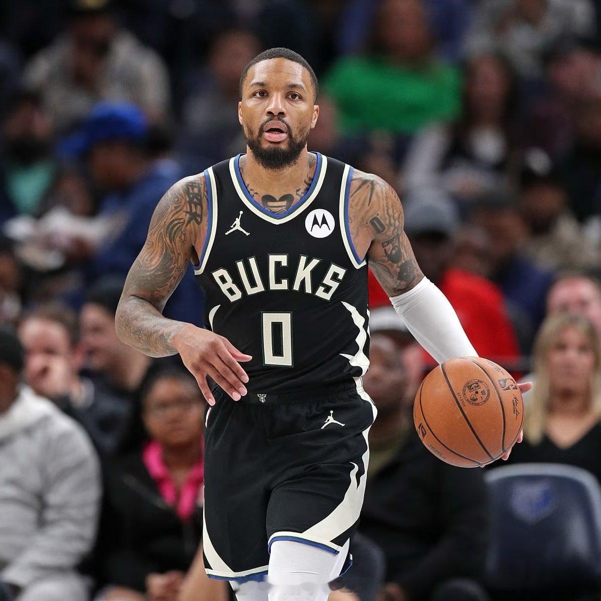 利拉德的1.13亿美元将在未来五个赛季内分摊。这是NBA历史上最大的一笔裁员和合