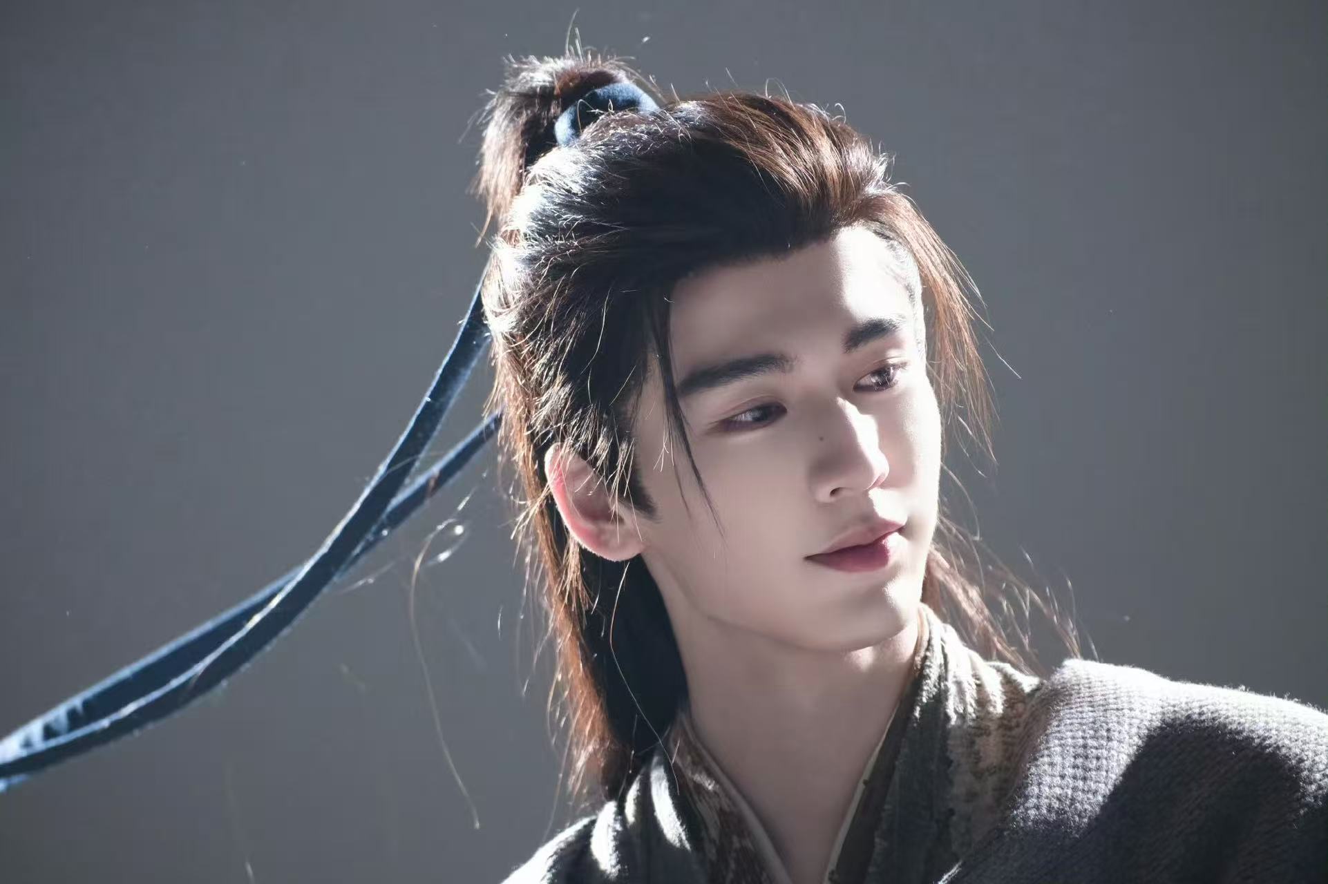 张凌赫自拍视角的谢征张凌赫谢征自拍张凌赫自拍视角的谢征，帅，好看 