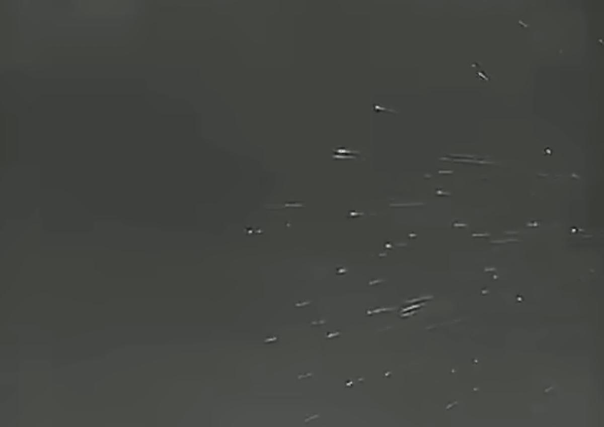 昨晚伊朗和黎巴嫩真主党联合发动了一场长达5个小时的攻击。

双方在这5个小时，几