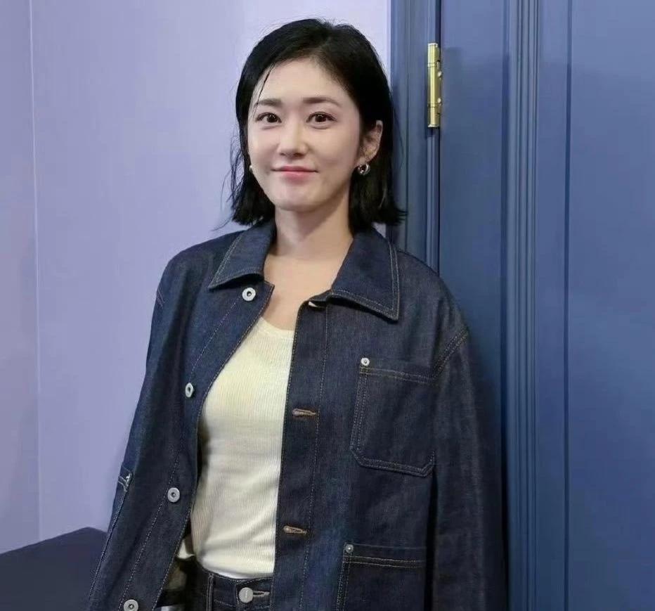 曾经的那个荧幕女神张娜拉，竟然看上去都成了沧桑大妈！