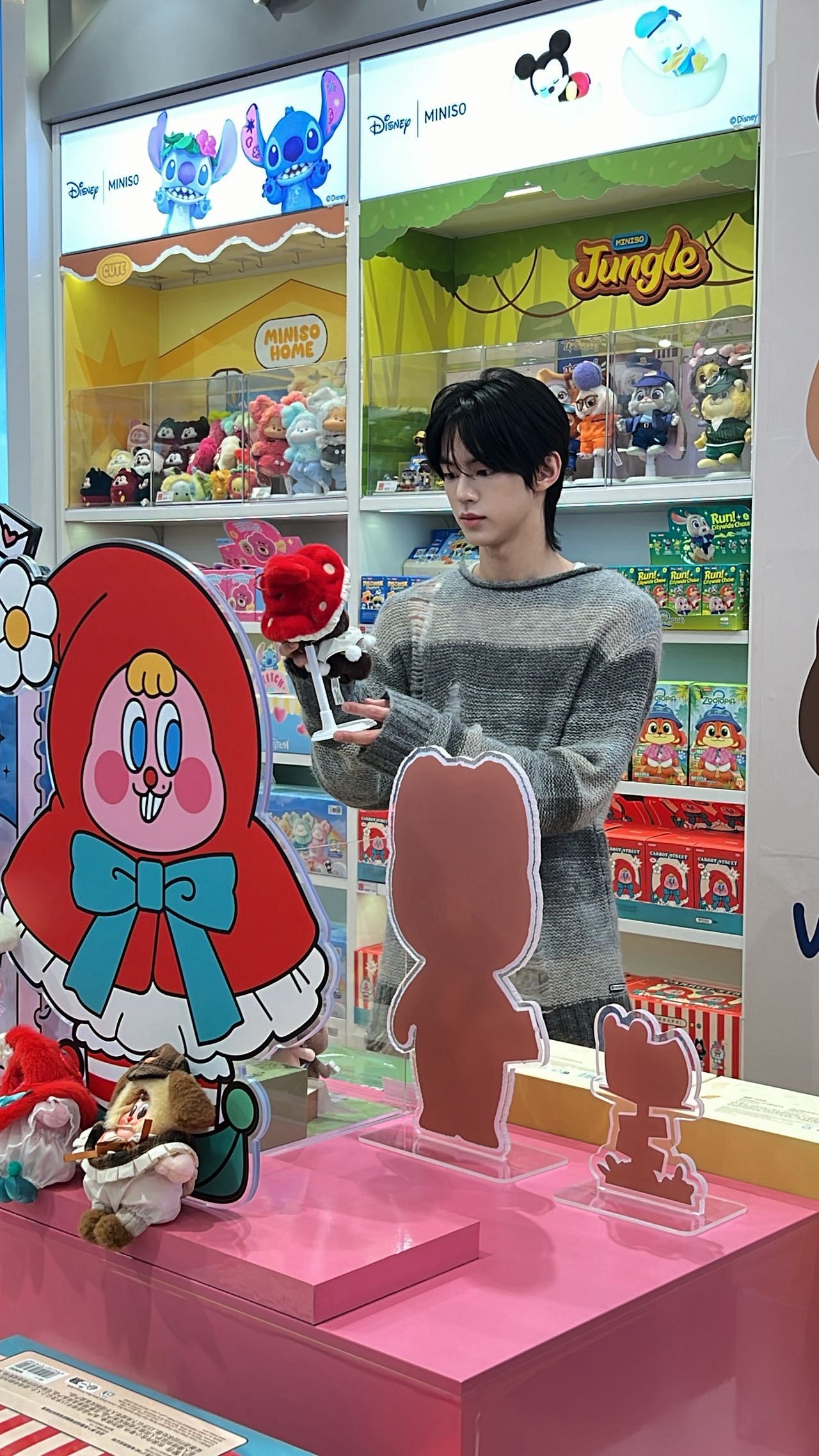 TWS  爱豆认证的名创好物！TWS澳门扫货的快乐谁懂啊，不用吃土就能拥有同款，