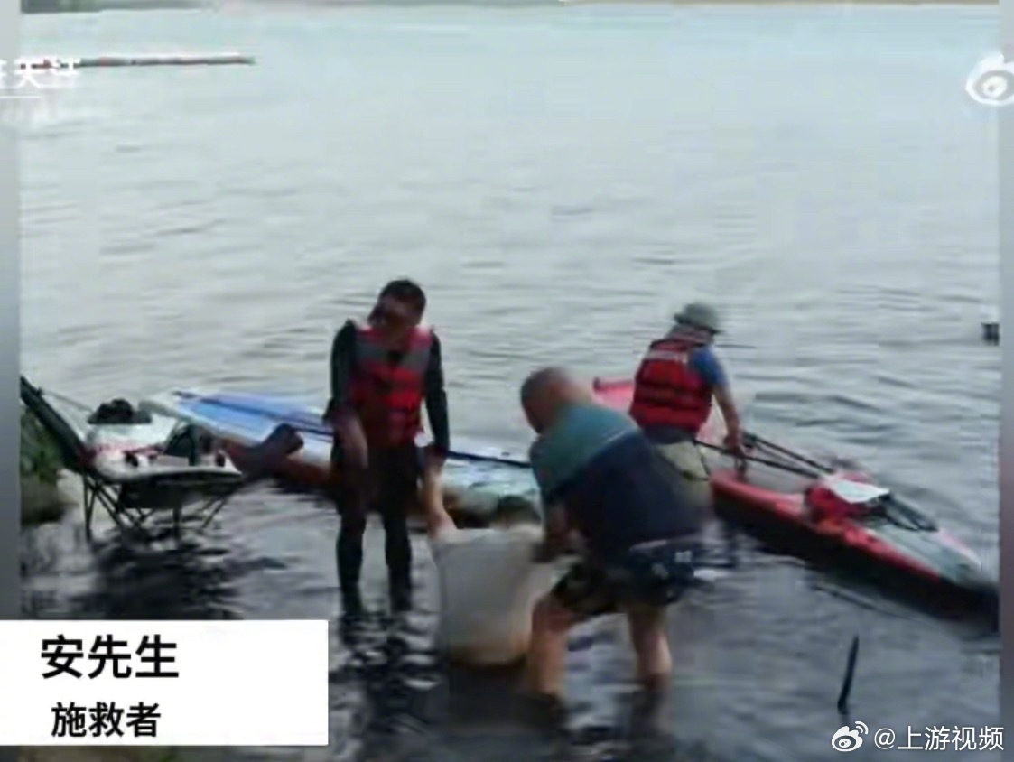 #沈阳一男子酒后游泳遇险#【#施救者回应溺水男同伴拒搭手救援#】 6月28日17