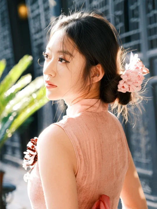 绒绽华韵 气色感中式美人的养成