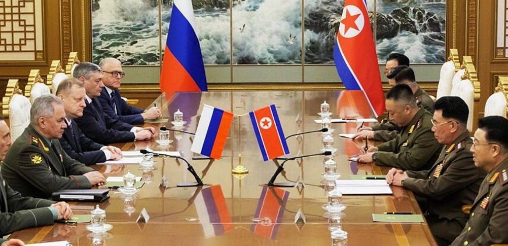 俄罗斯明明拿不到更大筹码，为啥还能在俄乌战场一直硬撑着打下去？

这问题估计很多