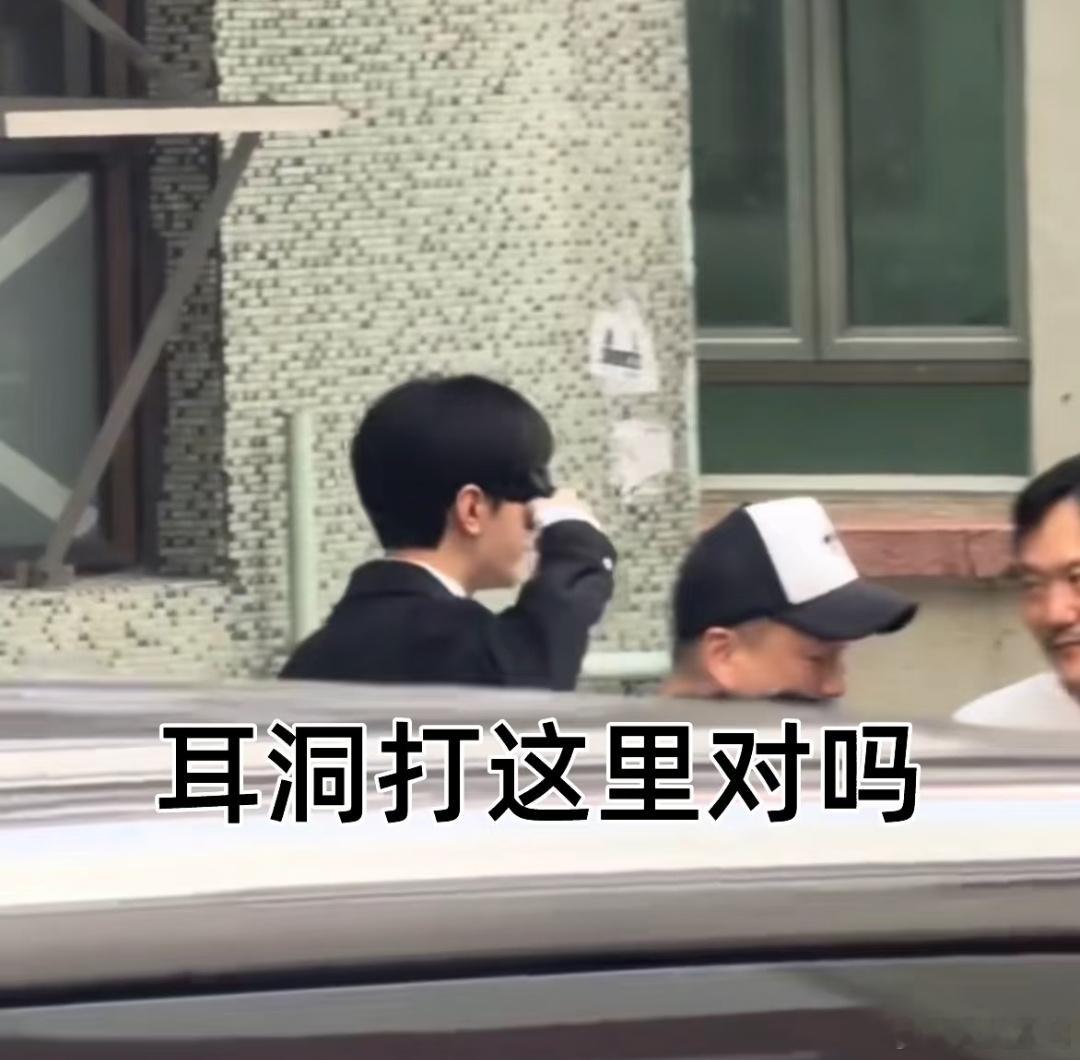 不是，我这记性越来越不好了，上一秒刚刚想好要做什么，下一秒就忘 