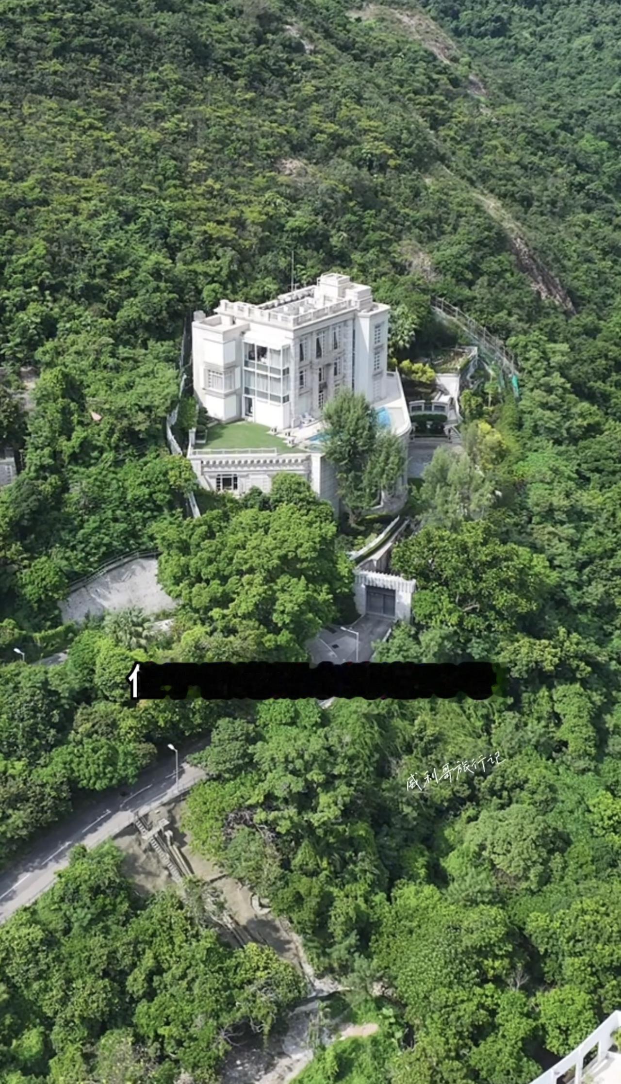 震惊全港的李嘉诚超级豪宅，位于香港深水湾道79号，威利哥了解到在1963年35岁