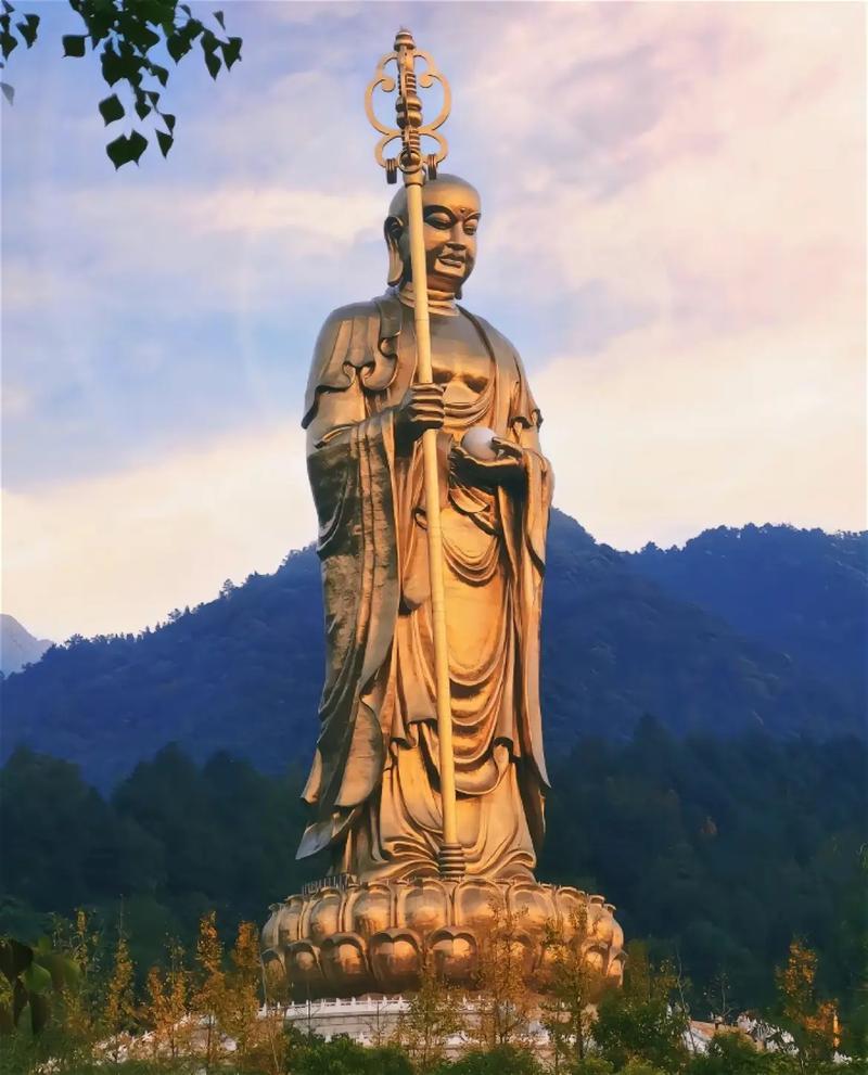 今天是公元2024年8月31日，是8月的最后一天，即将迎来新的月份，阳历9月了，