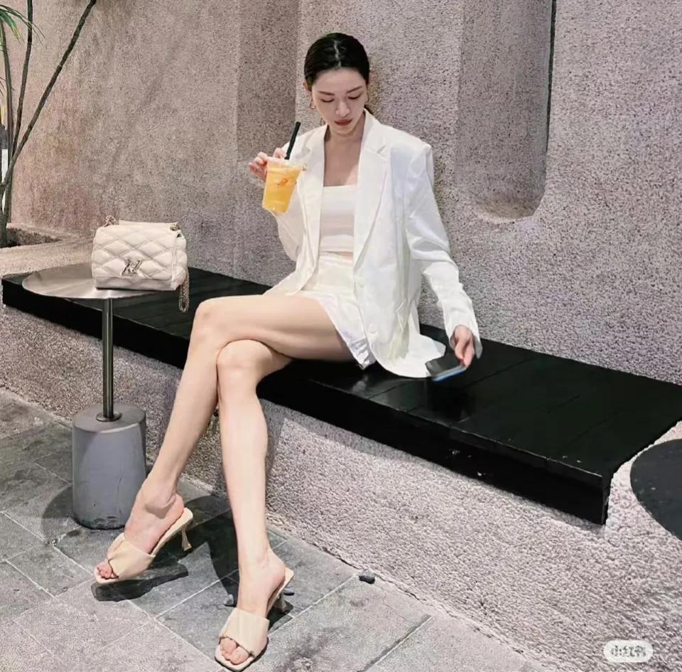 钟楚曦身材好好[害羞]
#钟楚曦# #说TA# #娱乐# #八卦手册#