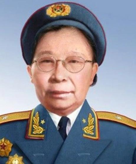 从童养媳到开国女将，李贞功成名就，再次返回家乡，然而，遇到曾经的丈夫古老三，给古