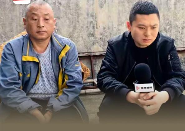 “求判死刑！”河北赞皇，男子发现文化程度不高的母亲独自回老家后，便一直用文字回复