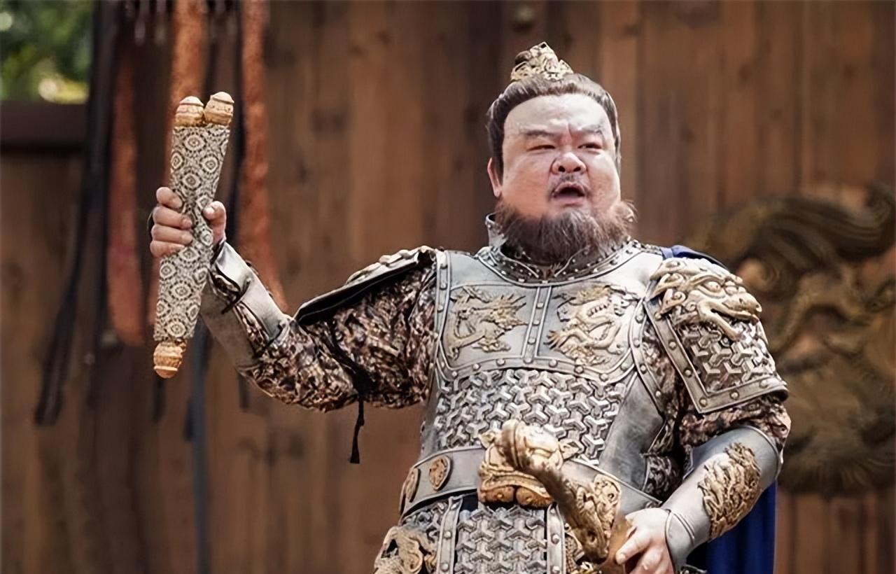 1980年，山西杨大爷拿着2根金条来到银行。他说道：想把金子换成钱！工作人员看了