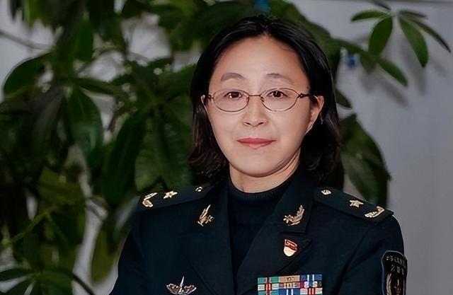 1987年，中国导弹研发遇到瓶颈，飞行中容易被干扰，大家都想着加反电子设备来防御