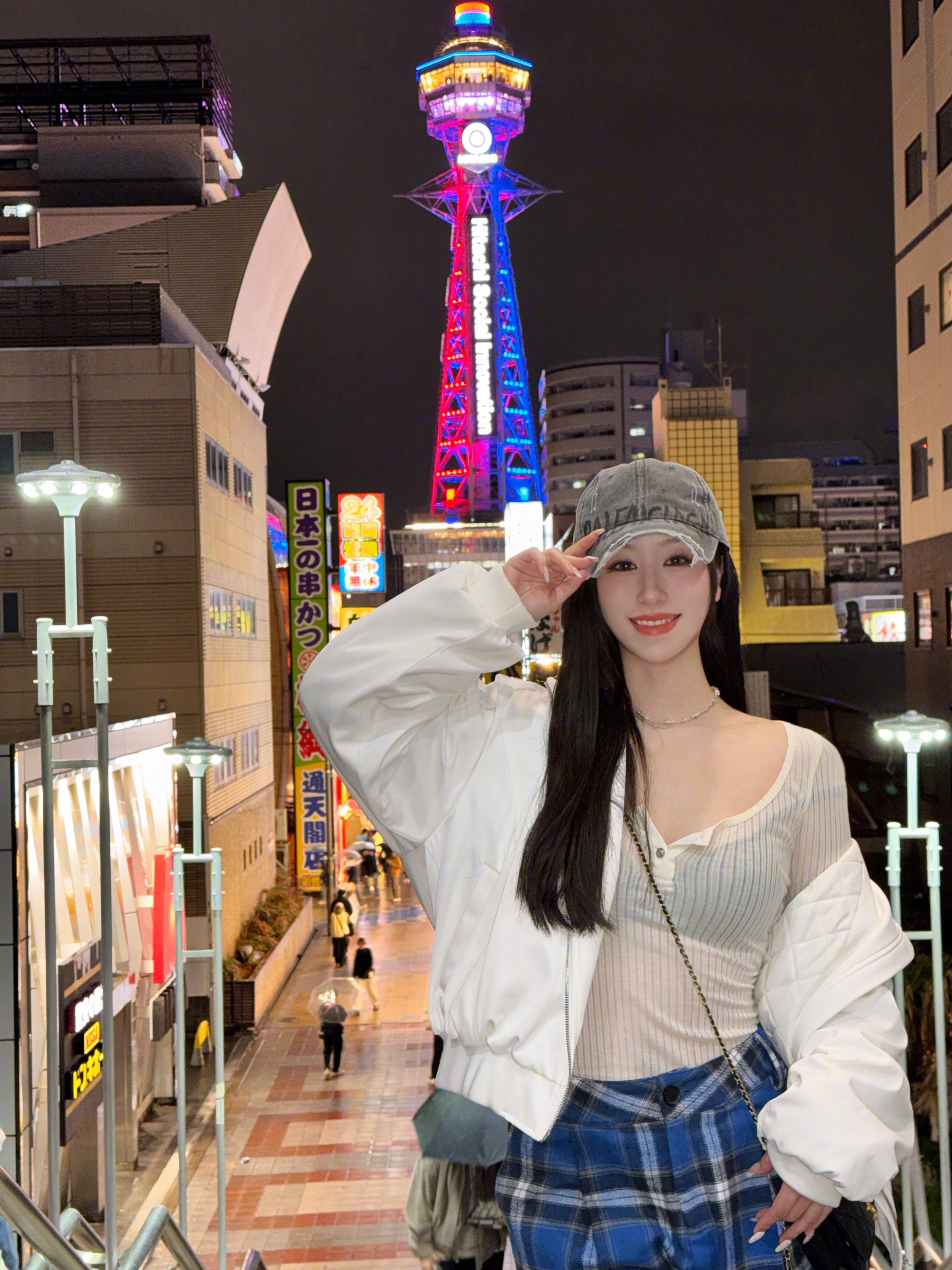 𝐎𝐬𝐚𝐤á 𝐧𝐢𝐠𝐡𝐭.🌆  ​​​