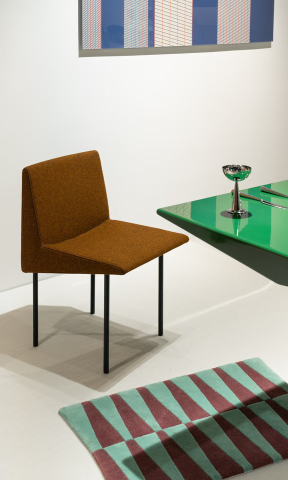 Kvadrat 给三角餐椅带来的温柔质感