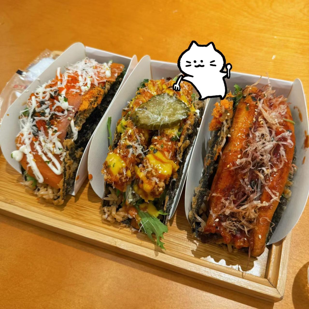 美味寿司拼盘，满足你的味蕾！🍣😋