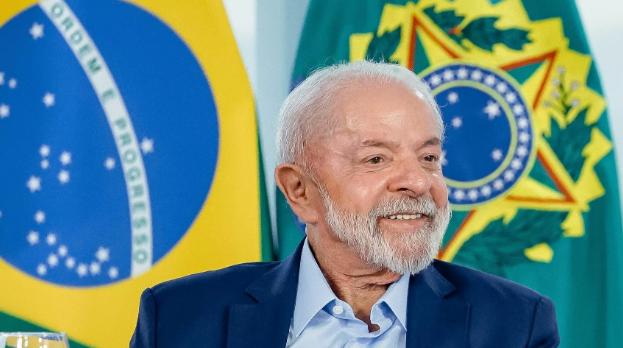 巴西公开喊话中国

当地时间26日，巴西总统卢拉在中部戈亚斯州阿纳波利斯市出席活