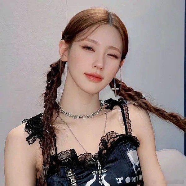 原来这就是赵美延，怪不得都说赵露思越来越像她 ​​​