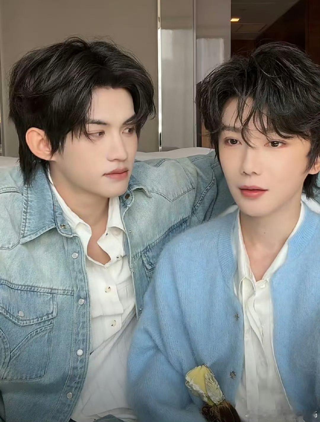 陈建宇 高嘉辉谁懂 这个眼神真的有点微妙了 