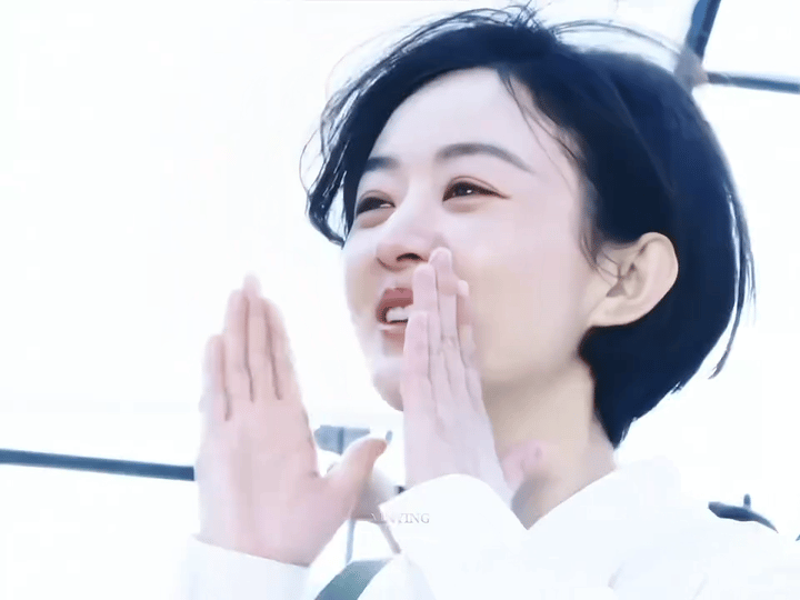 赵丽颖戏内老干部戏外小萌物 2026必看《小城大事》！赵丽颖饰演的李秋萍遇事沉着