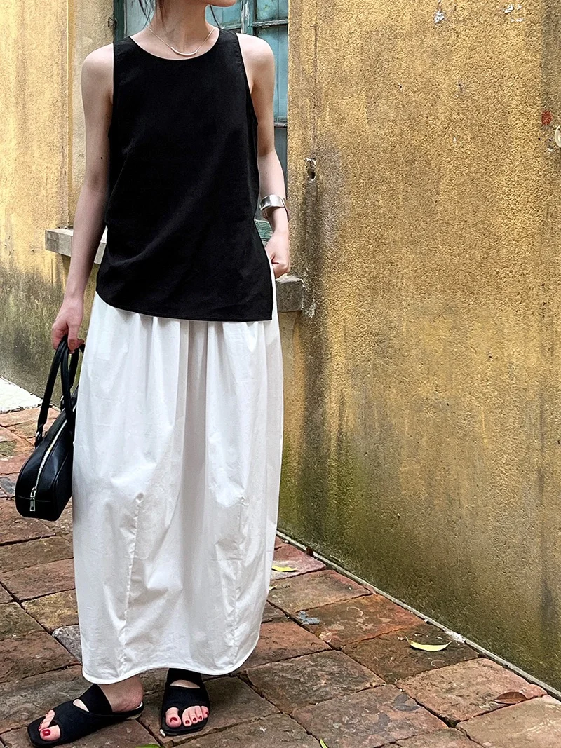 成长很大一部分是接受分道扬镰，接受世事无常，接受孤独挫败 ，接受自己的不完美
接...