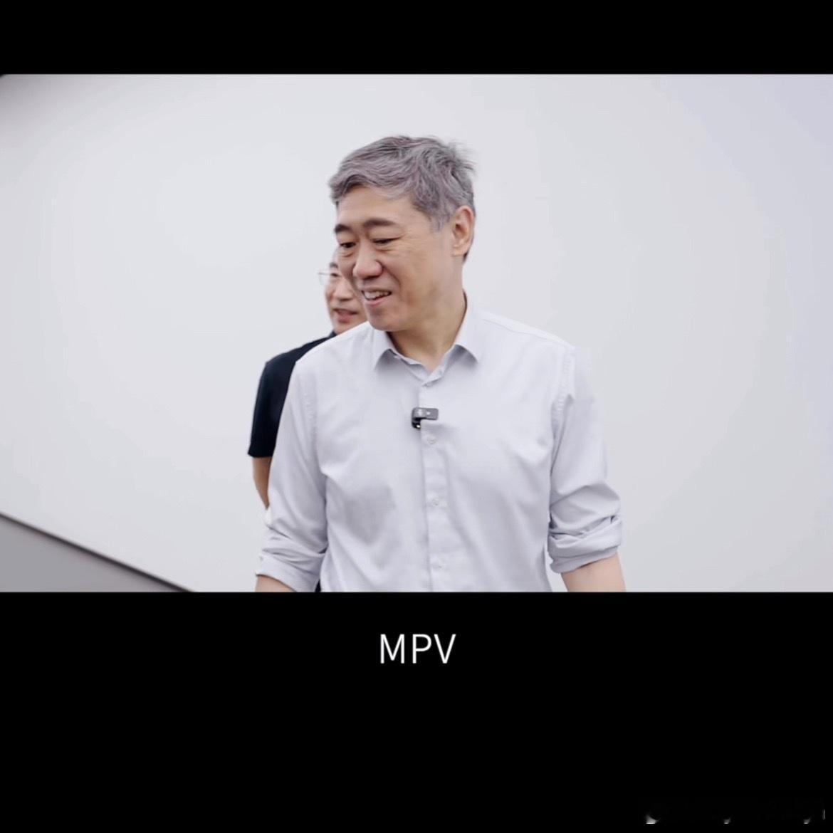 零跑朱江明发布的关于D系列MPV的一些