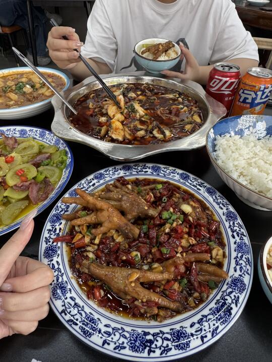 衢州最怕倒闭的小破店。。。