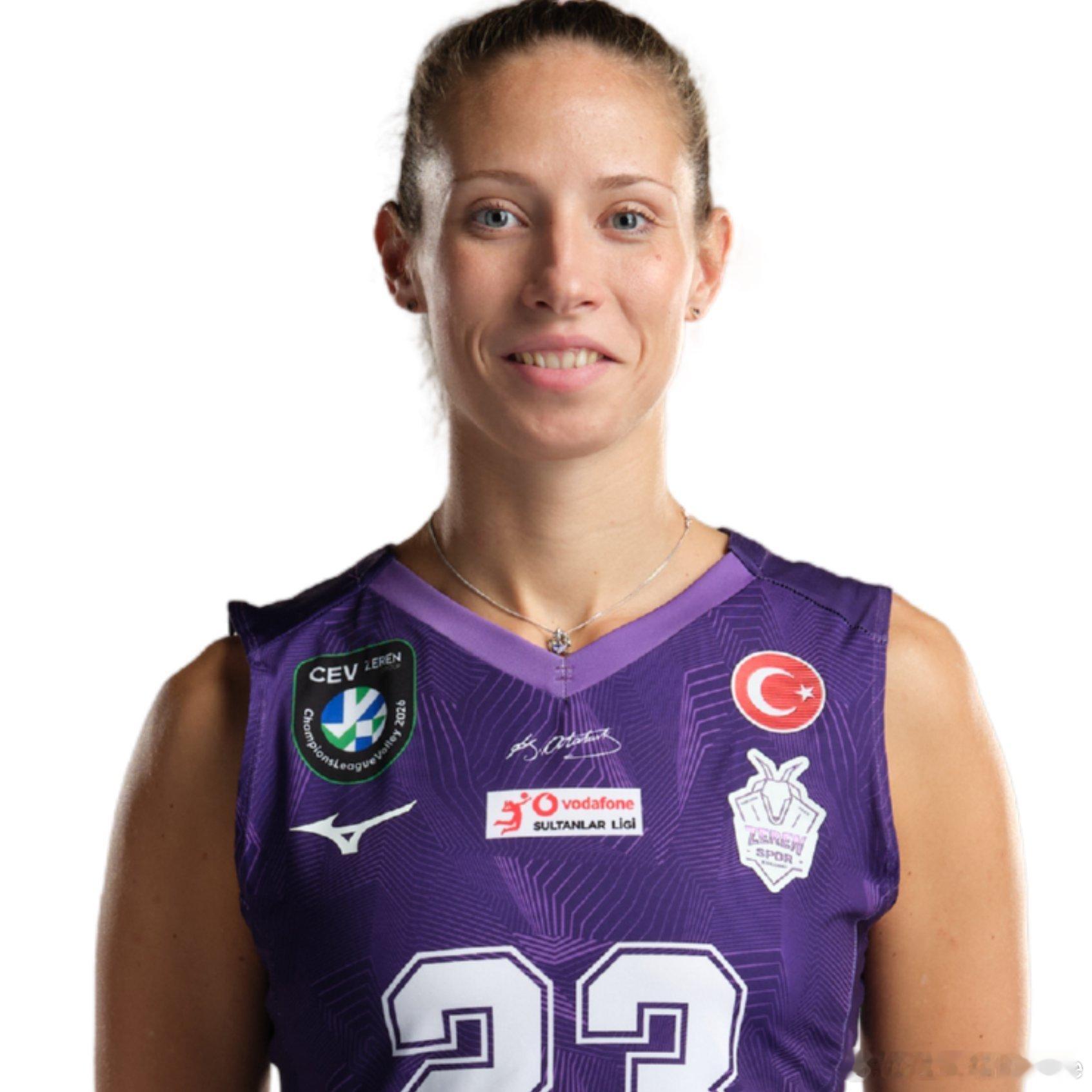 ❌ 据悉，奥菲莉亚·马里诺夫将离开泽仁体育俱乐部。📌 她一直与意大利球队保持联