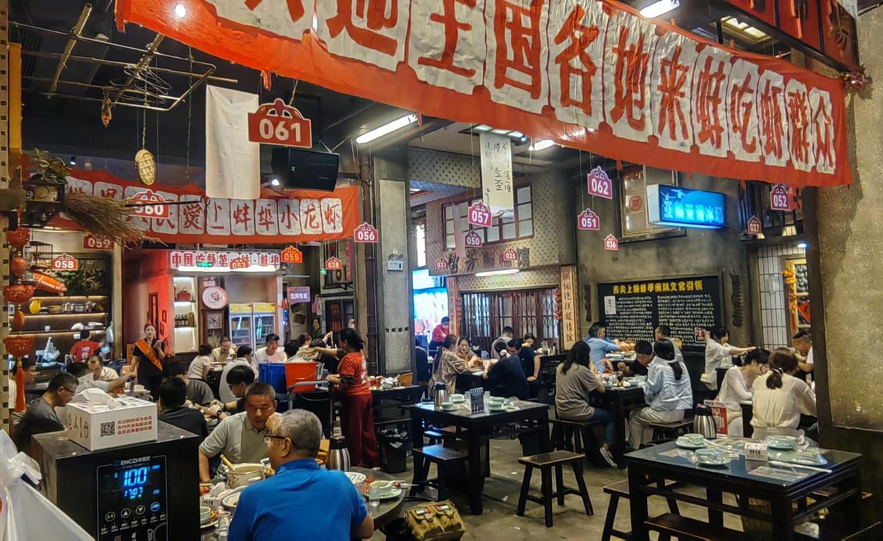 我认为中餐好吃！