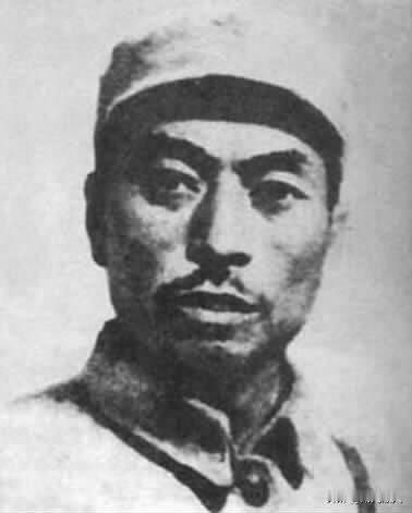 杨靖宇烈士牺牲整整八十五年了，端祥着烈士牺牲后的′遗像，悲从中来。八十五年前那场