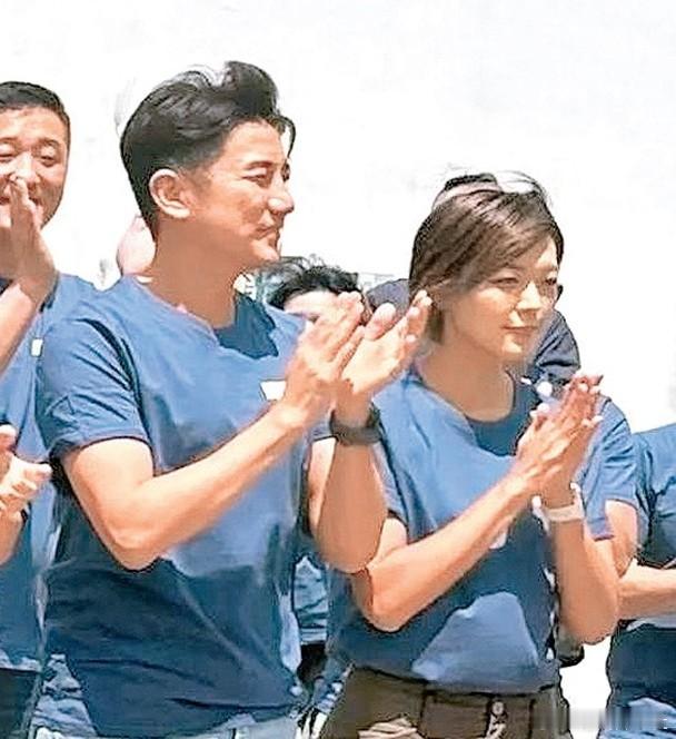 無綫藝人洪永城（Tony）與太太梁諾妍（Inez）2021年結婚後三年抱兩，先後