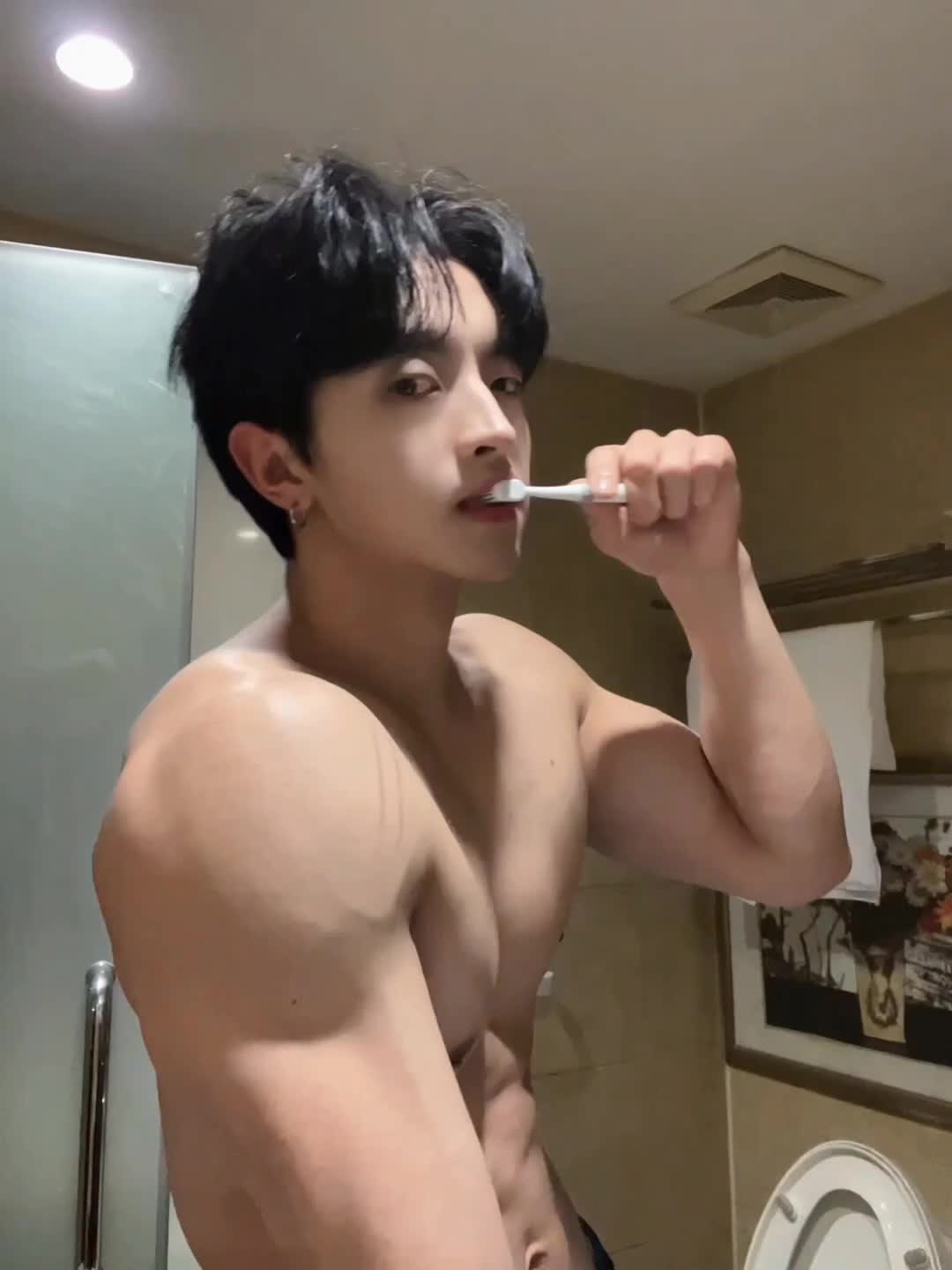 够权威吗