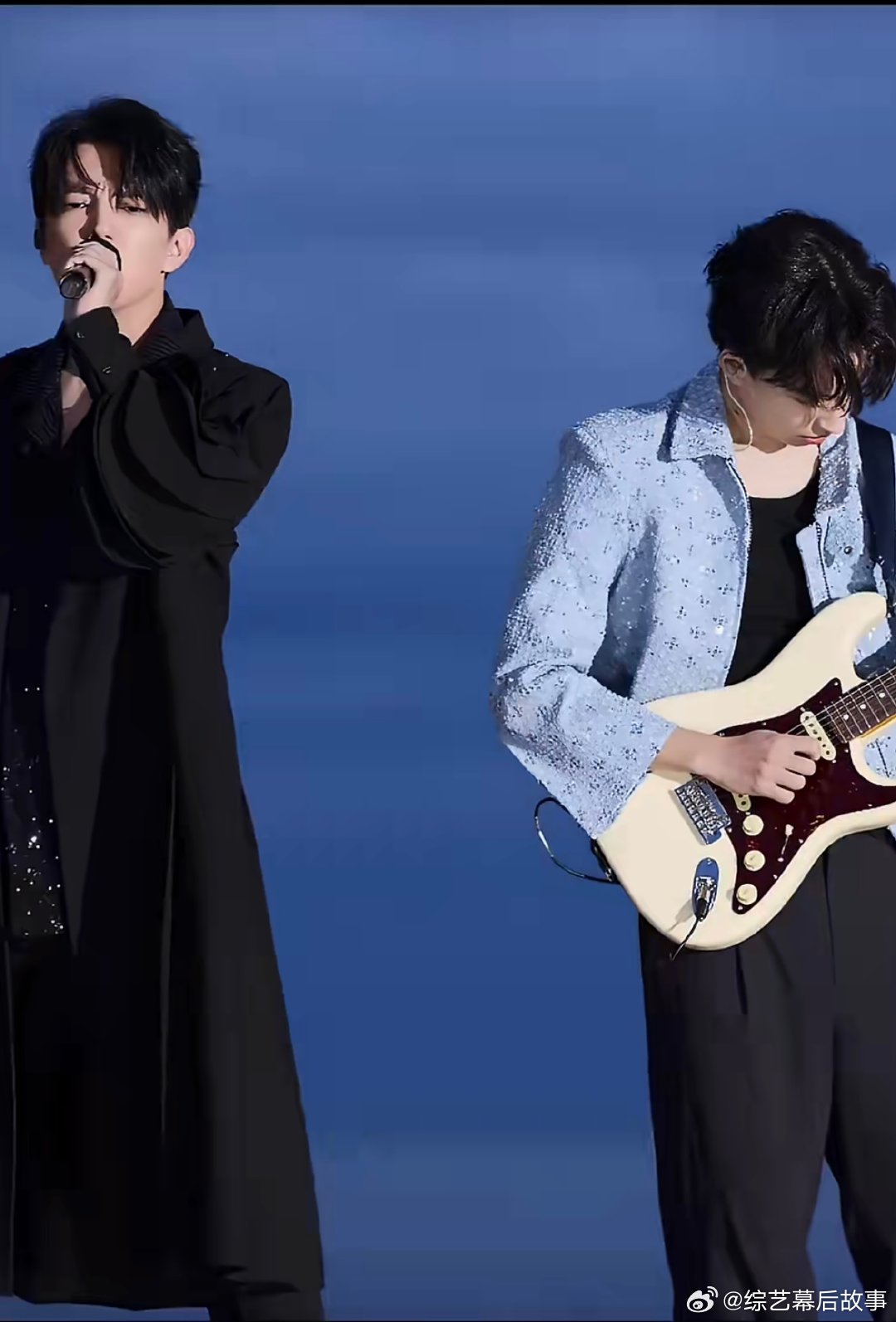 迪玛希弟弟颜值 藏不住的高颜值！曼苏尔五官立体气质干净，演奏时专注又有魅力，颜值