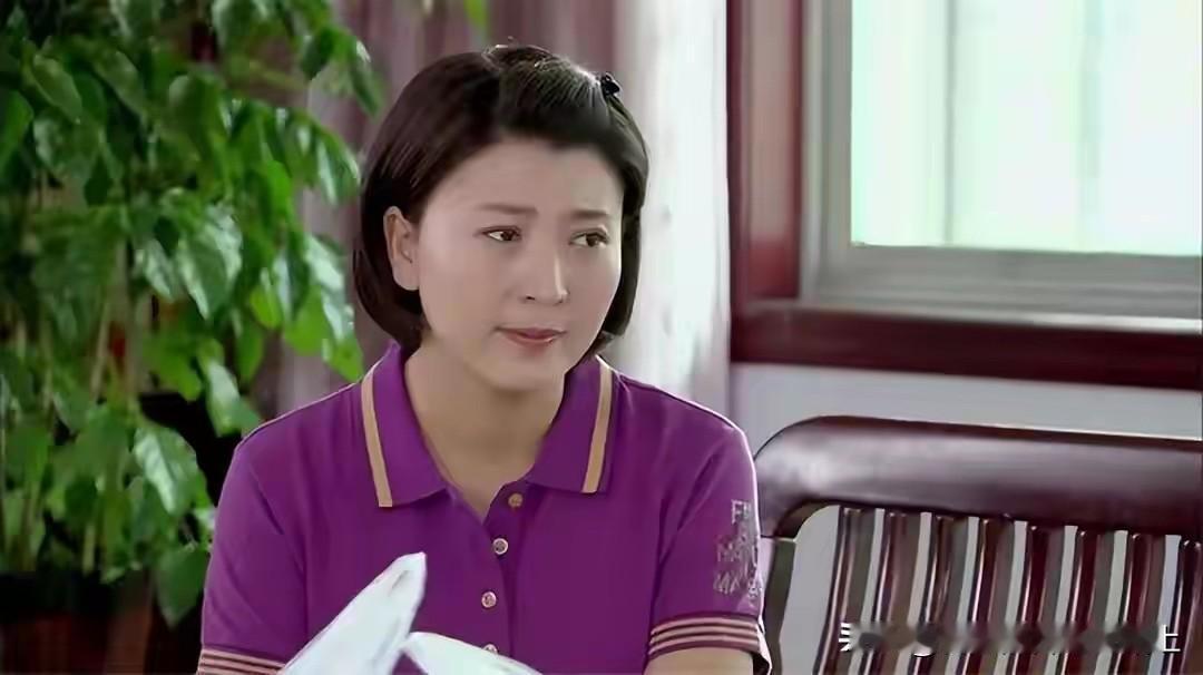 闫学晶早期接受鲁豫采访，因为生在农村很委屈。那时候很多人都过这样的日子啊！
十四