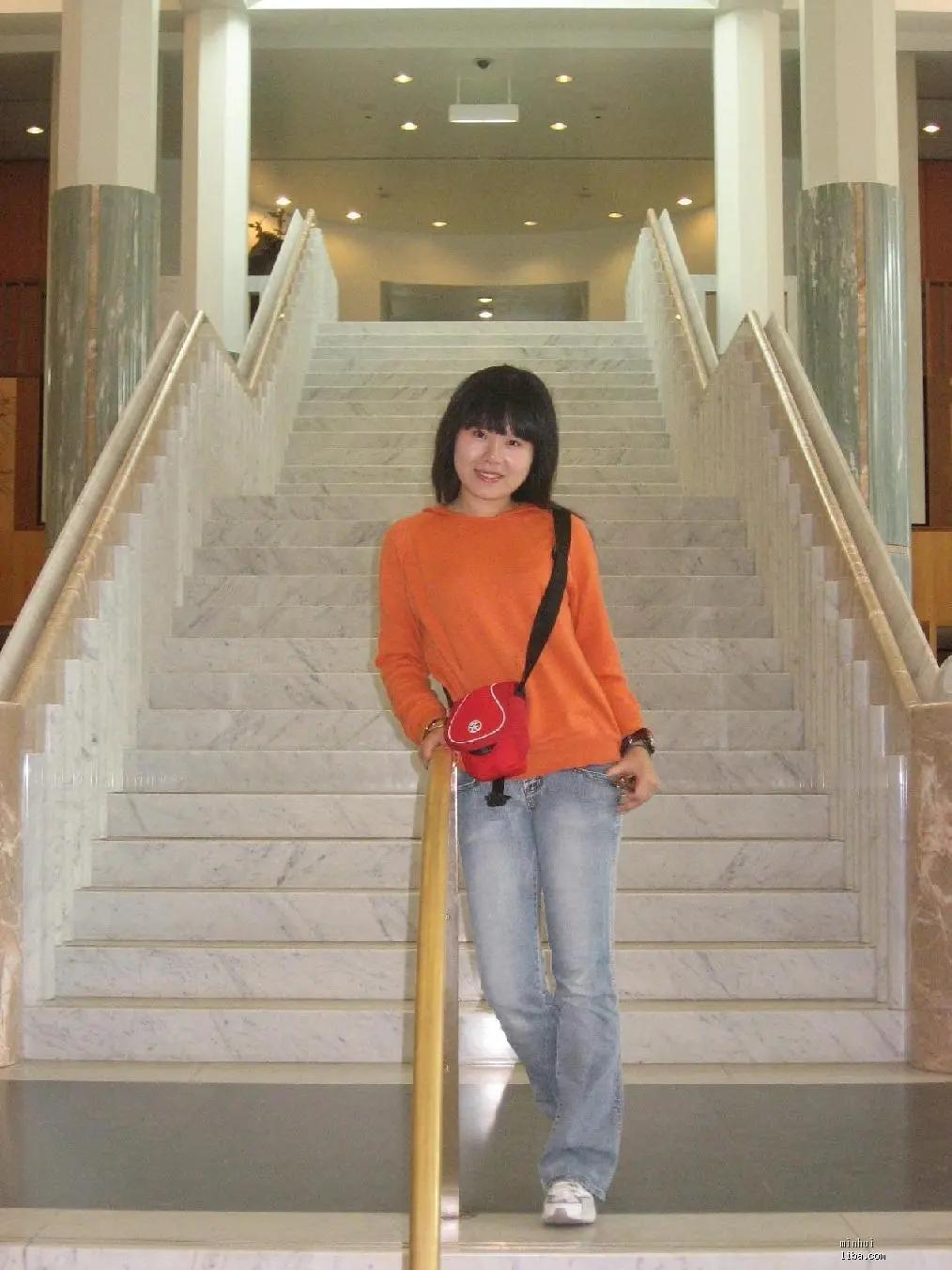 别再被外界绑架！普通人的生活，本就该自己说了算
 
生活里的琐碎与纷扰，总在不经