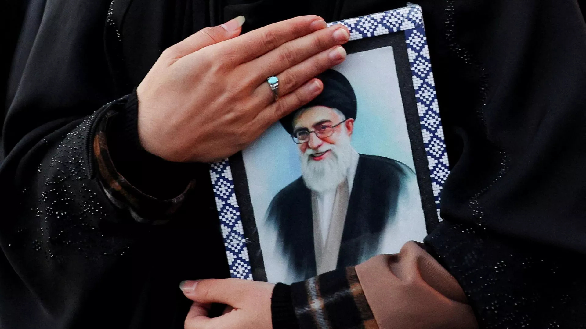 《华盛顿邮报》报道，美以对伊朗发动军事行动前一周，美国国家情报委员会秘密报告称，