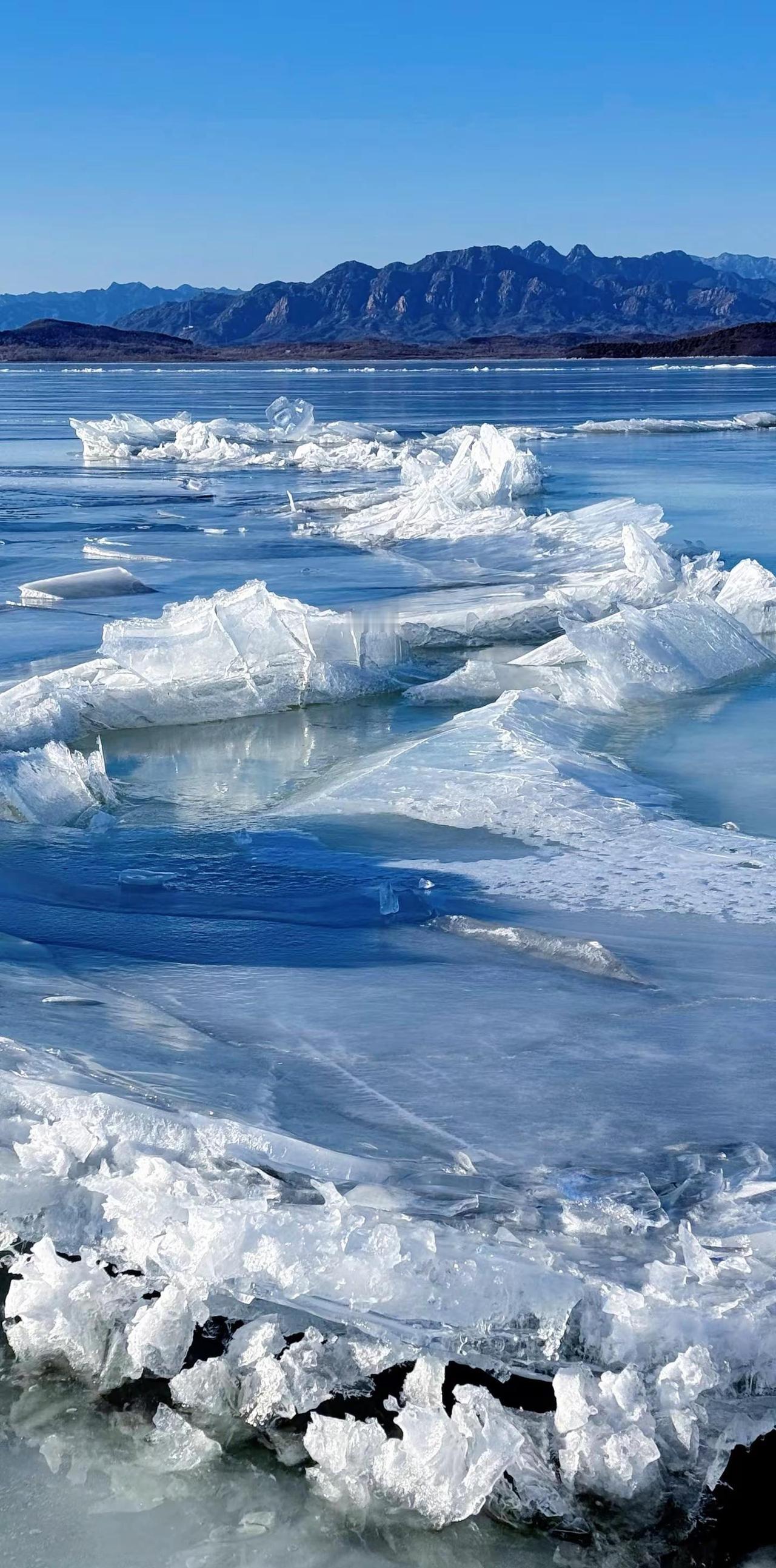 心若冰清，天塌不惊；万变犹定，神怡气静。