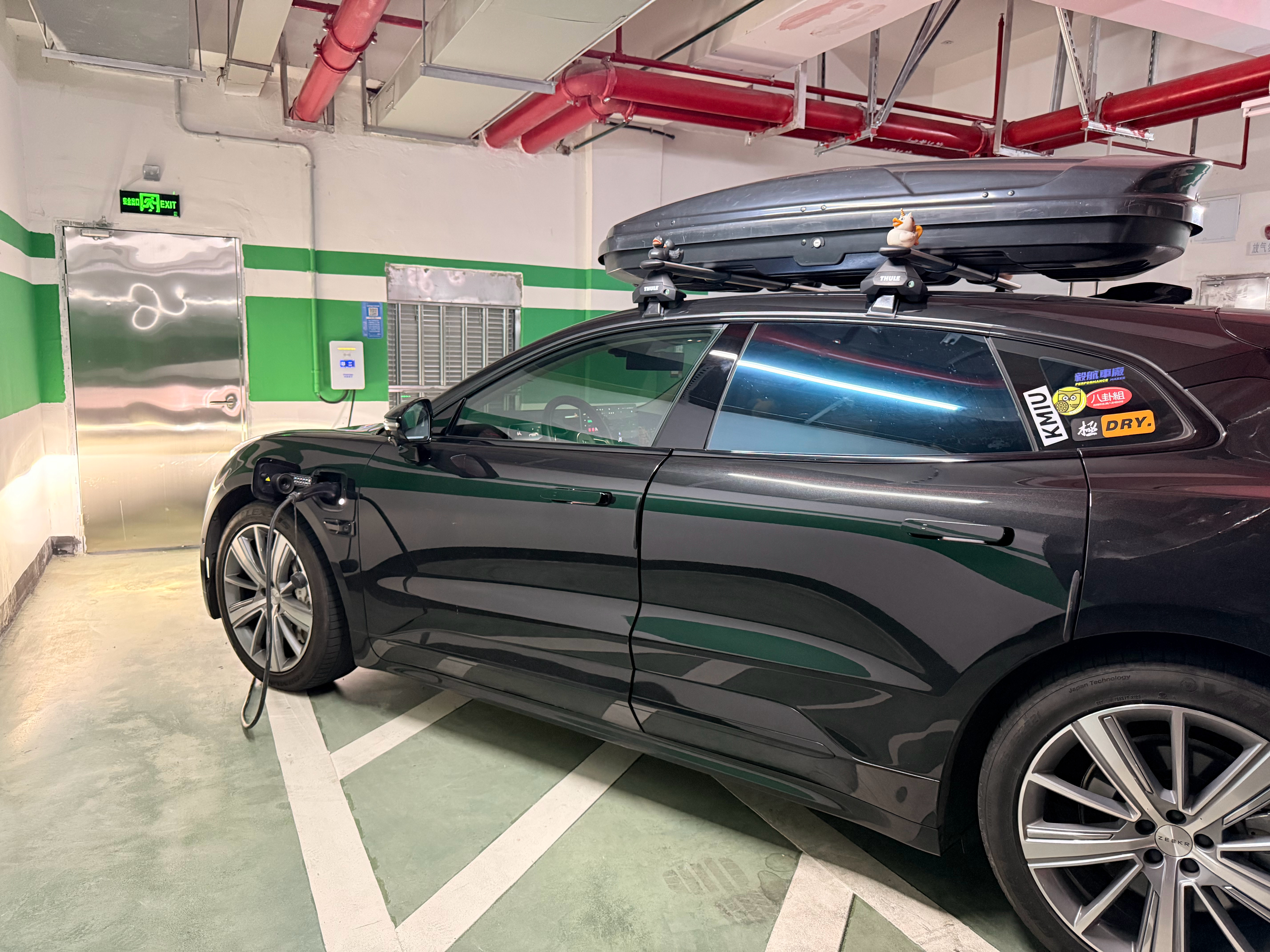 已经躺下了准备12点充了电就睡了怎想到桩坏了又要起来换个充电桩