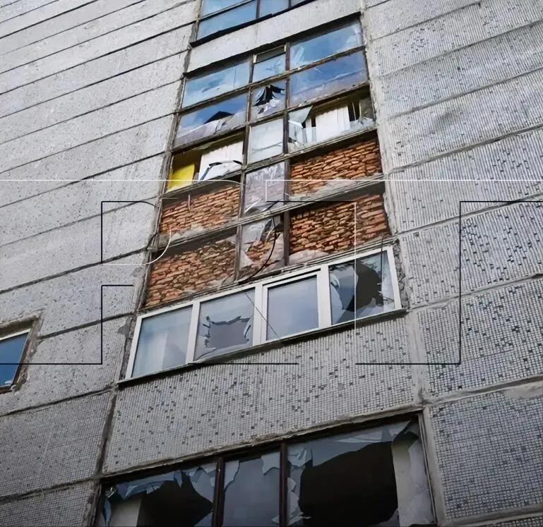 乌克兰疯了，
竟然袭击了俄罗斯的核电站，
根据俄罗斯国家原子能公司的消息，在16