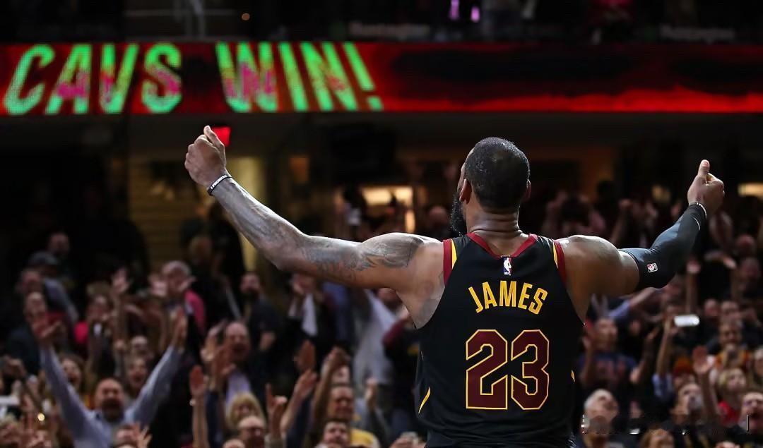 骑士前总经理大卫-格里芬在直播节目中，谈及詹姆斯时期的骑士与现在的骑士之间的对比